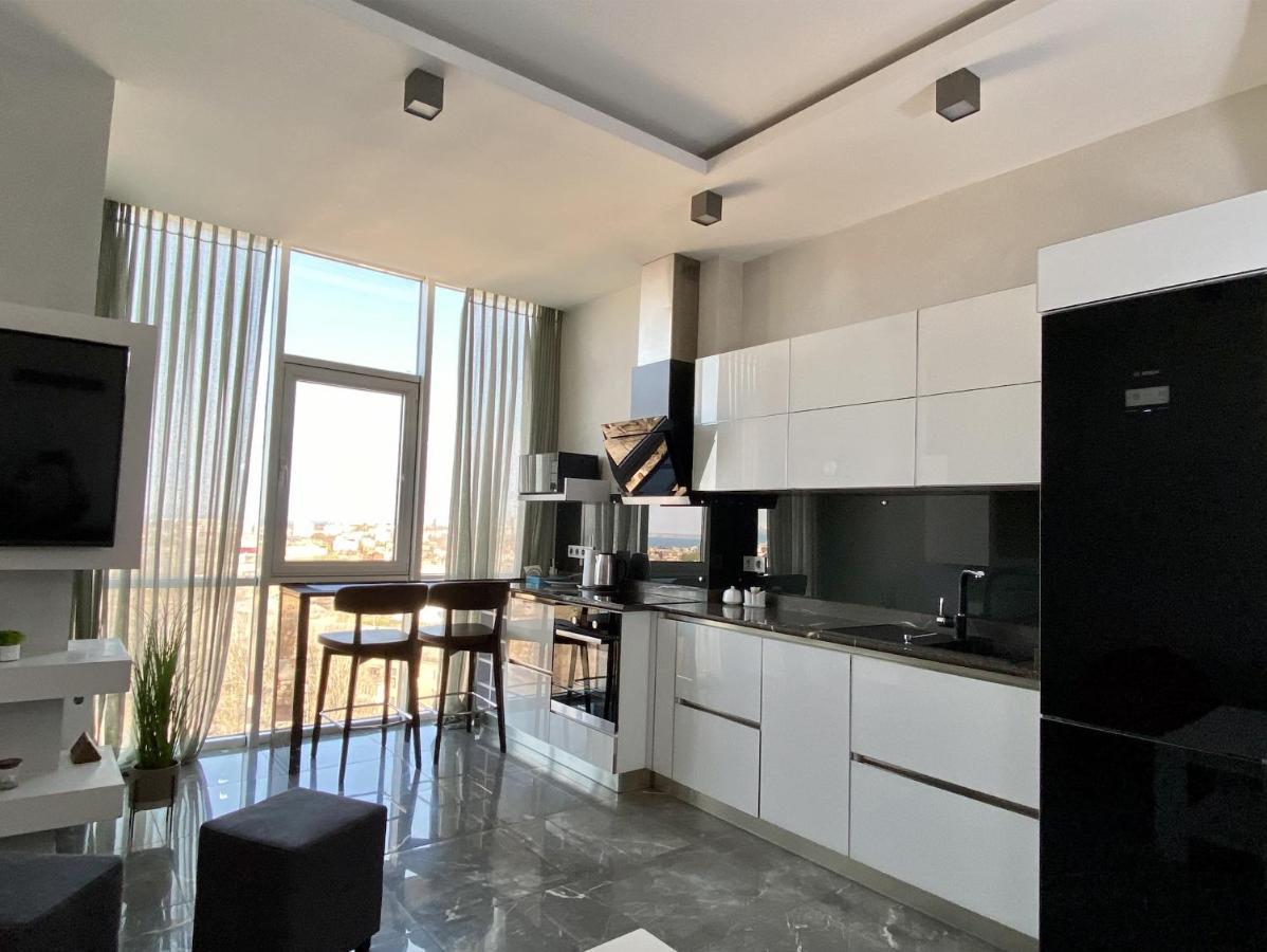 "Pearl 17" Sea View Elite Apartments In Historical Centre Of Odessa Esterno foto